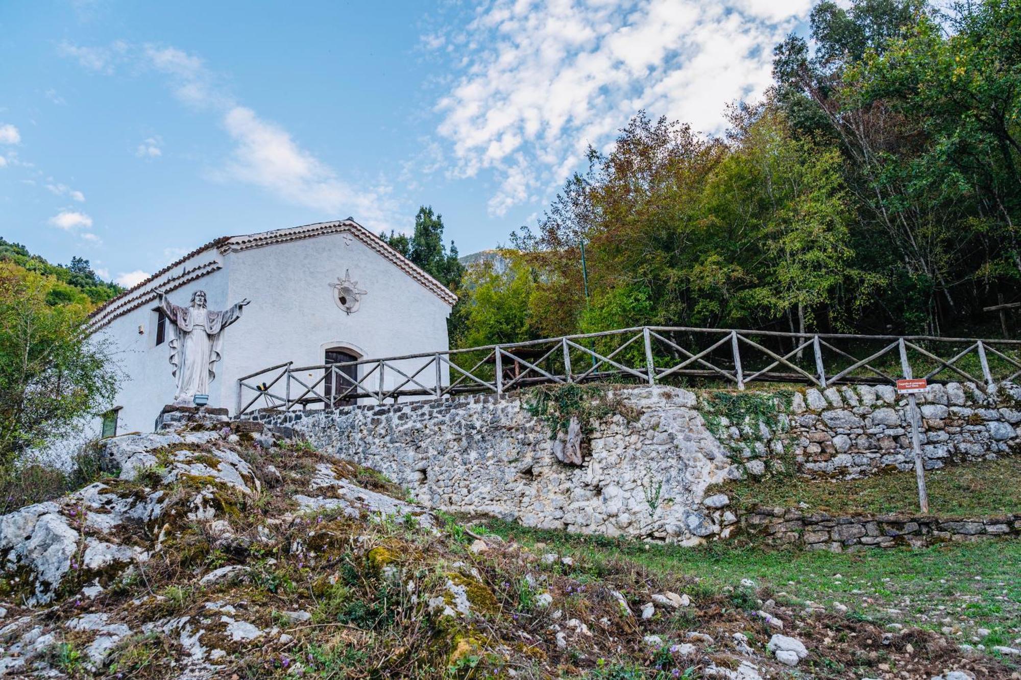 Piazza Laurino Apartments Basic Excursions Alto Cilento Pellegrinaggio Giubilare Luaran gambar